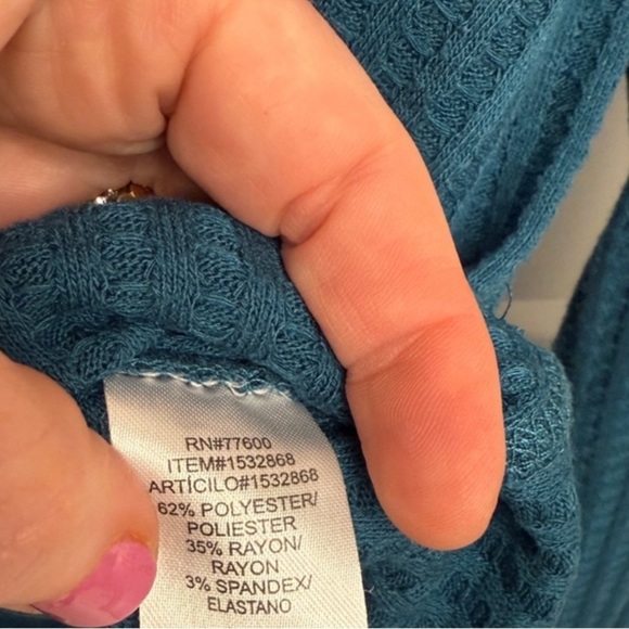 NWT Chaser waffle weave knot long sleeve hooded pull over. Size xl - Picture 4 of 5